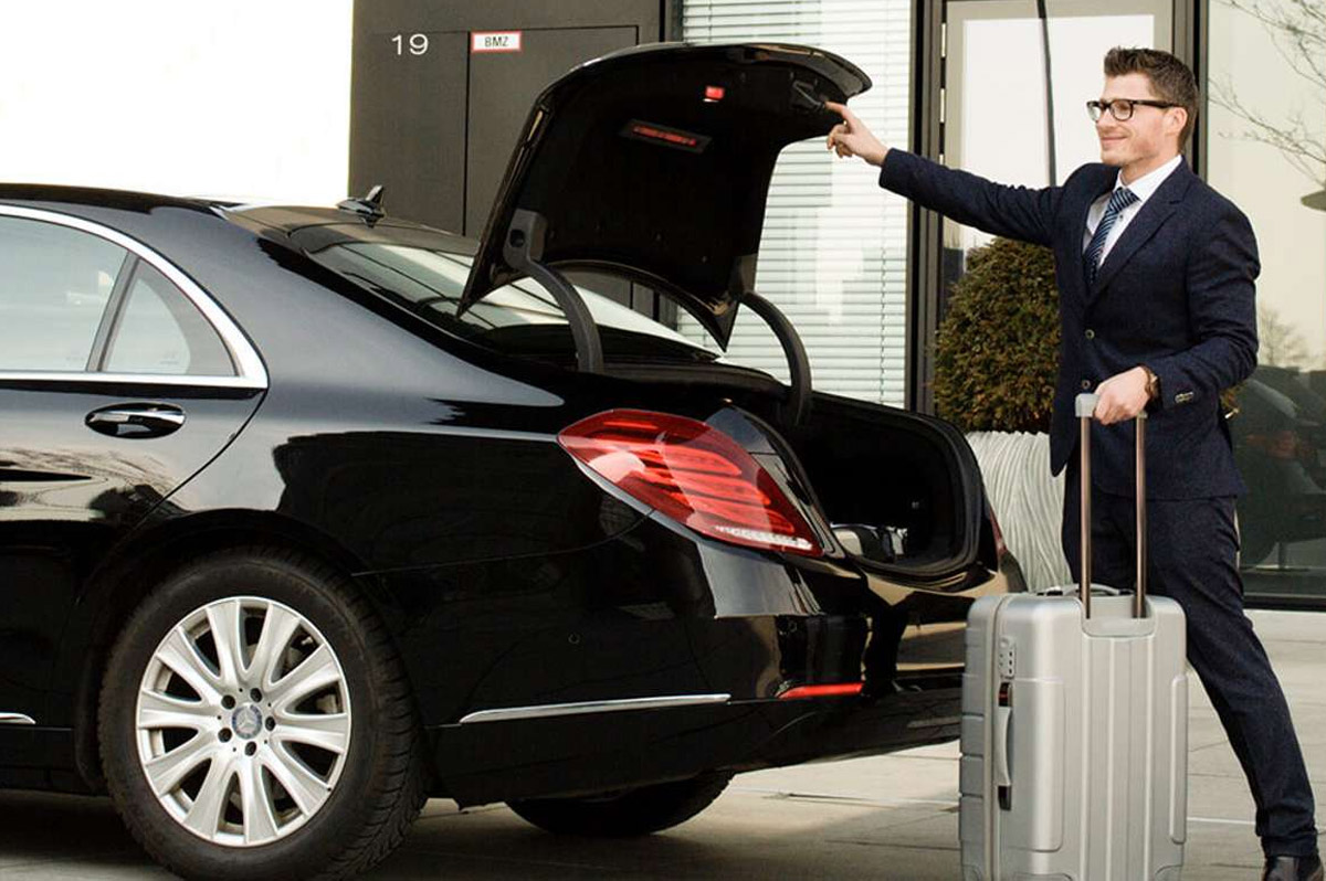 Traveling to Milford, CT? Book a Limo for Comfort