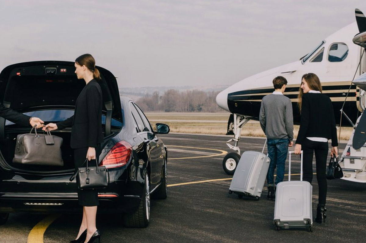 Airport Transfers & Car Rentals at Windham Airport (IJD): Your Complete Connecticut Limo Guide