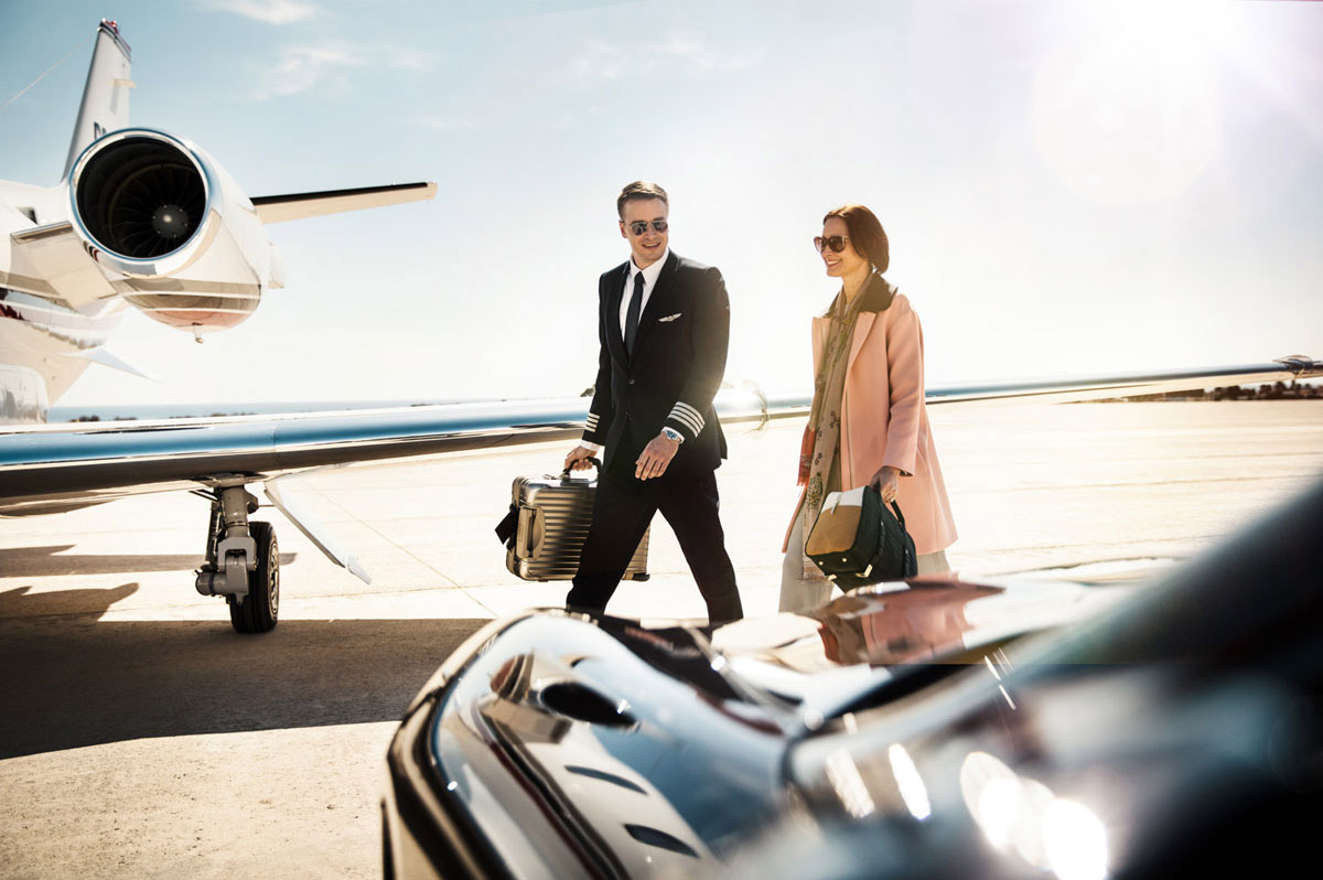 Luxury Airport Transfers in Connecticut – Stress-Free Rides to JFK, LaGuardia & Newark