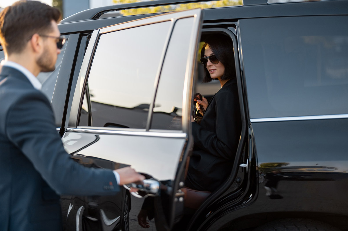 Boston Logan Airport Limo Service from Connecticut