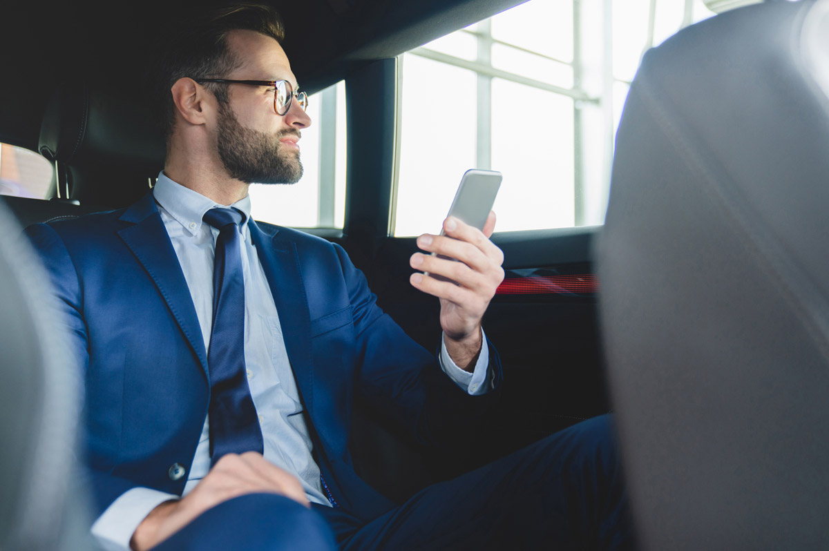 Best Black Car Service in Torrington CT for Airport Transfers