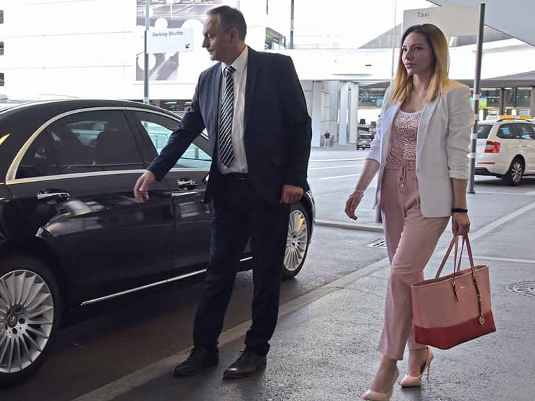Reliable Limo & Car Service in Manchester, CT